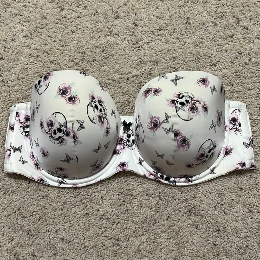 Torrid strapless bra